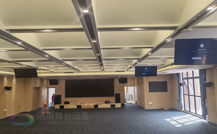 科技賦能，匠心筑造 通用舞臺承建南京某學院報告廳即將圓滿交付，打造現(xiàn)代化多功能學術殿堂